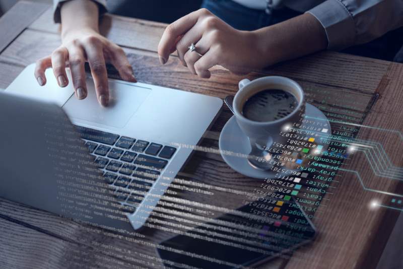 Gemini AI vs ChatGPT untuk Pemula, Perbedaan Fitur AI Modern yang Banyak Dicari Pengguna Internet